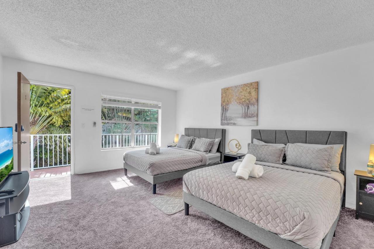 Amazing 5 - Bed Apartments Perfect For A Large Family Bal Harbour Buitenkant foto